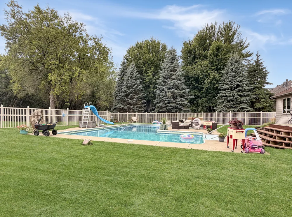 1910 Temminck Rd Saint Cloud, MN 56301