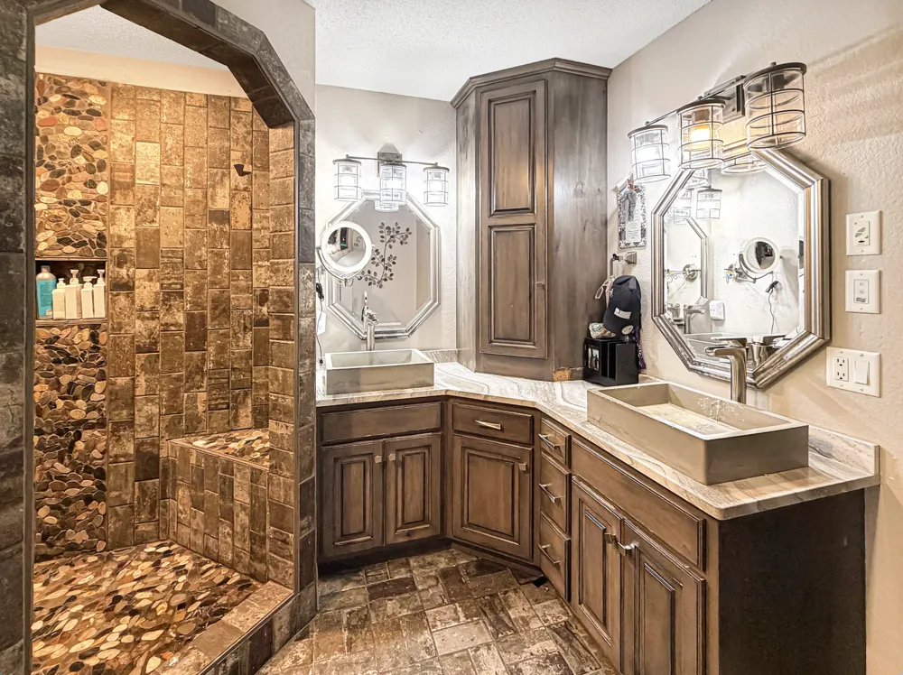 1910 Temminck Rd Saint Cloud, MN 56301
