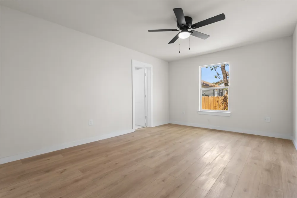 314 NW 15th Street Grand Prairie, TX 75050