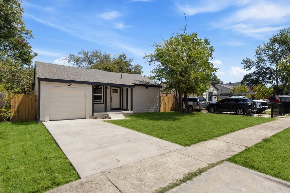 314 NW 15th Street Grand Prairie, TX 75050