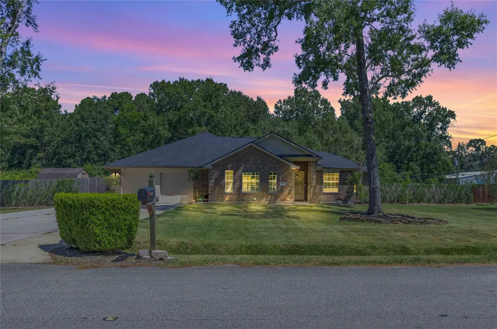11418 Walraven Drive Houston, TX 77336