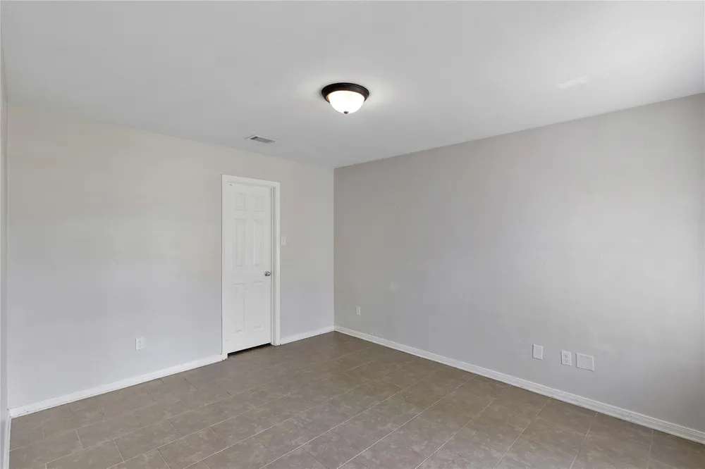 11418 Walraven Drive Houston, TX 77336