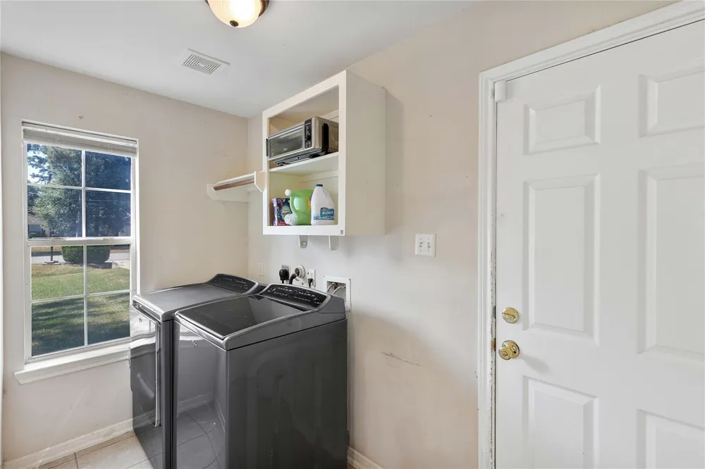 11418 Walraven Drive Houston, TX 77336