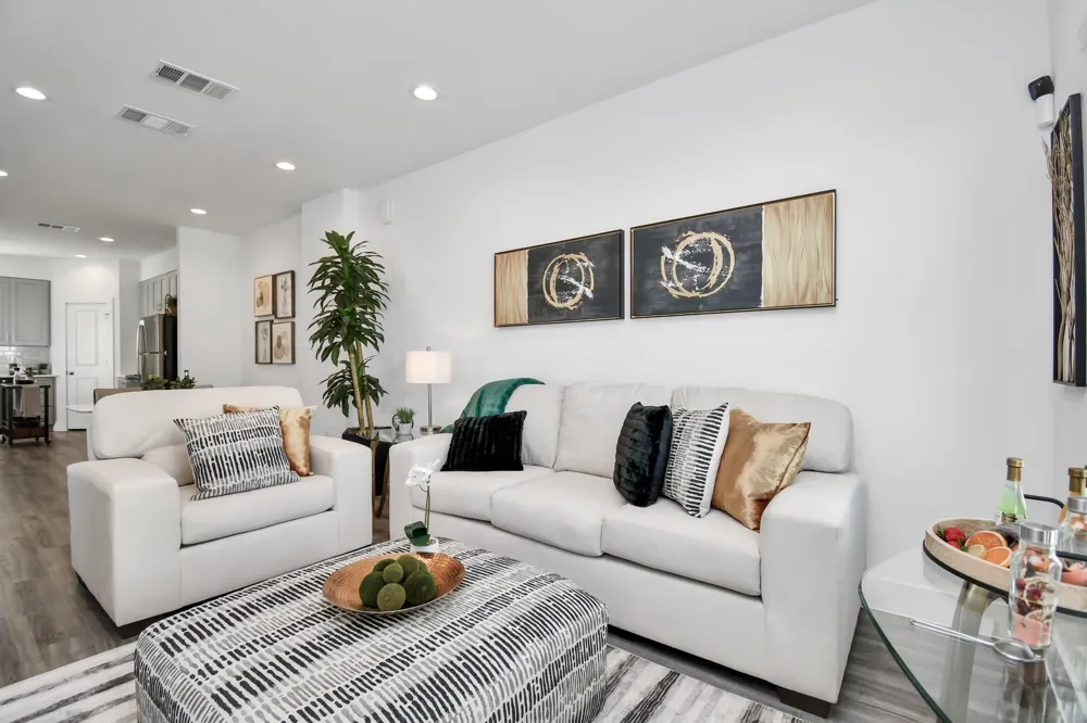 2002 Laverne Willow Lane #B Houston, TX 77080