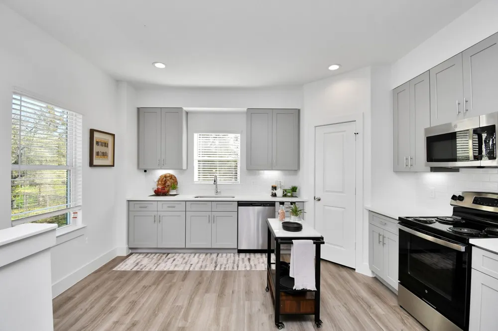 2002 Laverne Willow Lane #B Houston, TX 77080