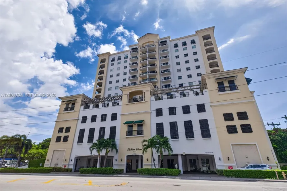 1627 SW 37th Ave #502 Miami, FL 33145