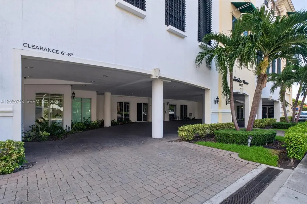 1627 SW 37th Ave #502 Miami, FL 33145