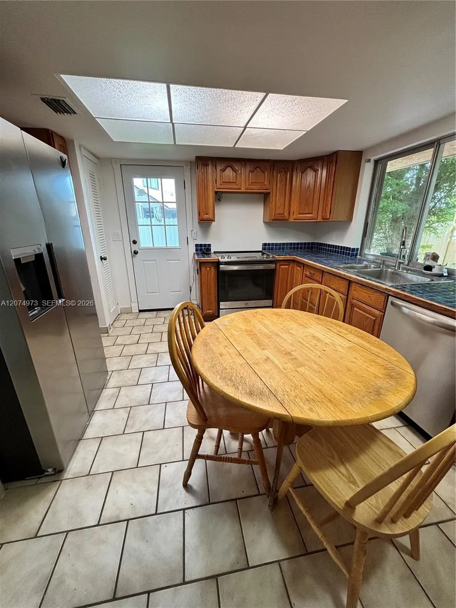 1668 N Goldeneye Ln #0 Homestead, FL 33035