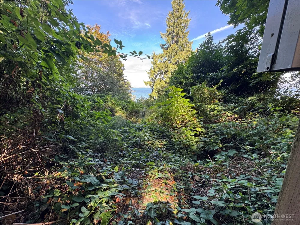 11002 Vashon Highway SW Vashon, WA 98070