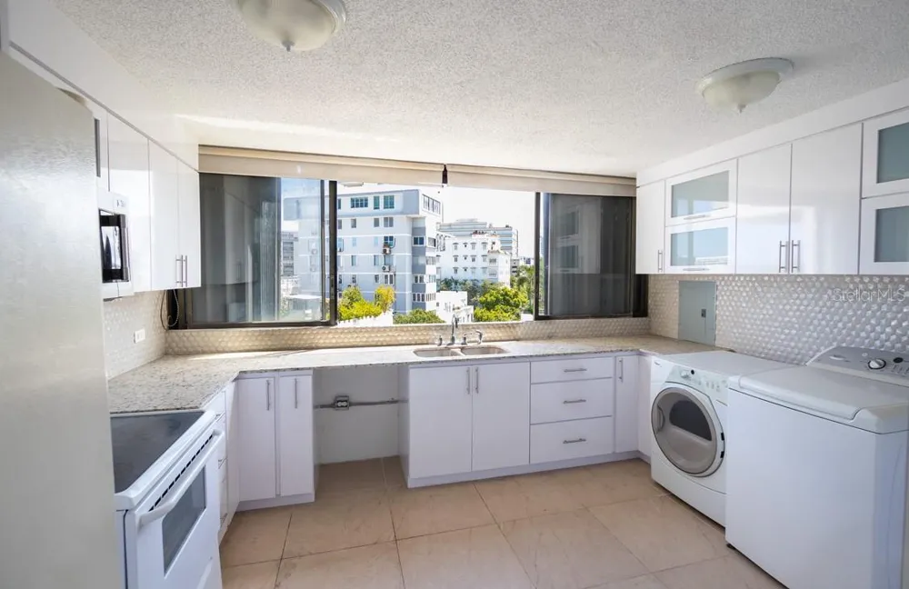 610 AVE. MIRAMAR #5-B San Juan, PR 00936