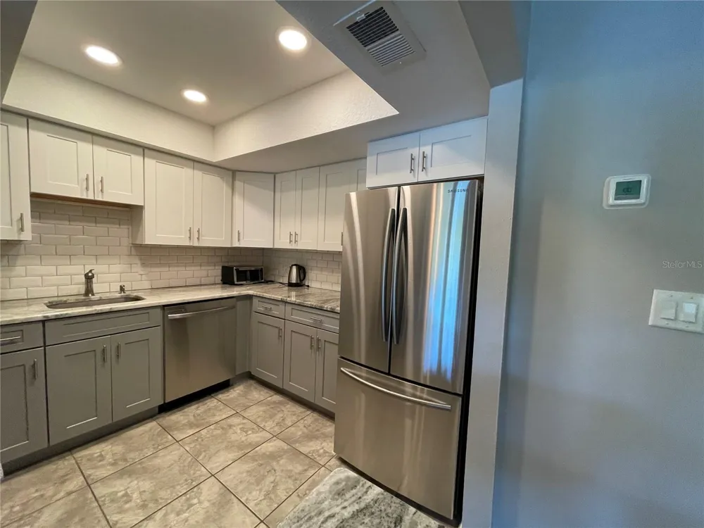 647 MIDWAY DRIVE #B ocala, FL 34472