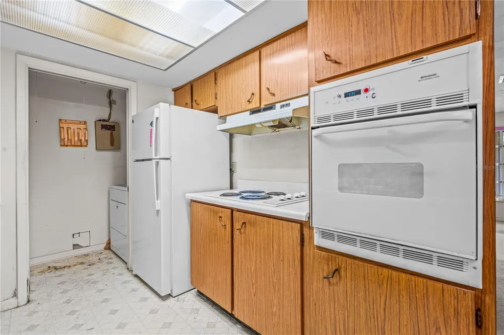 2005 SAXON DRIVE New Smyrna Beach, FL 32169