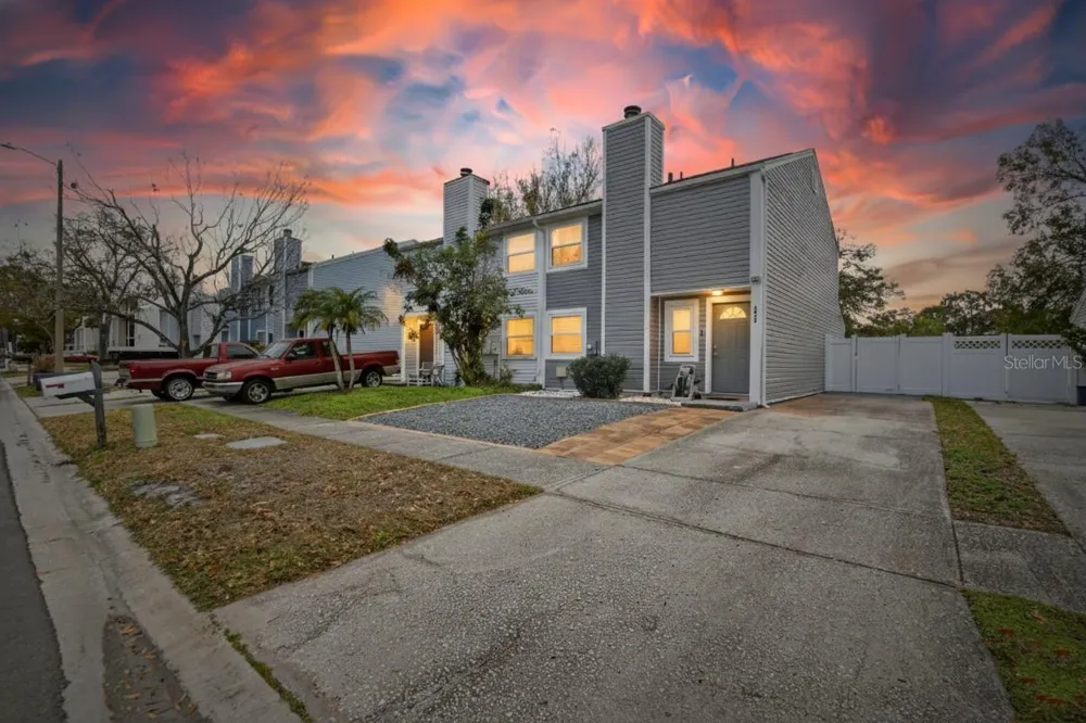 6424 ROCKPOINTE DRIVE Tampa, FL 33634