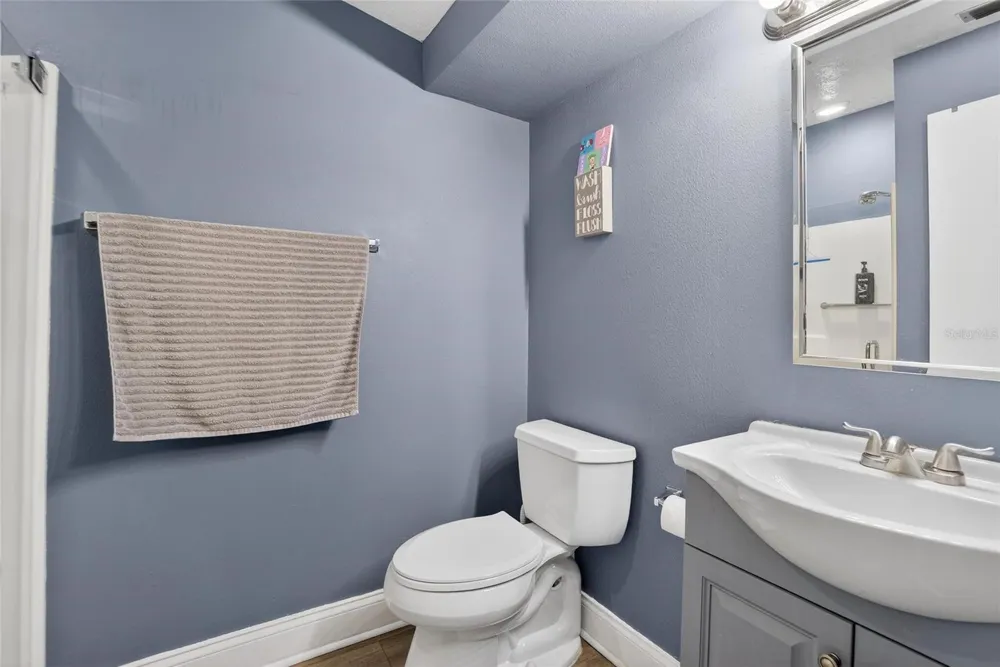 6424 ROCKPOINTE DRIVE Tampa, FL 33634