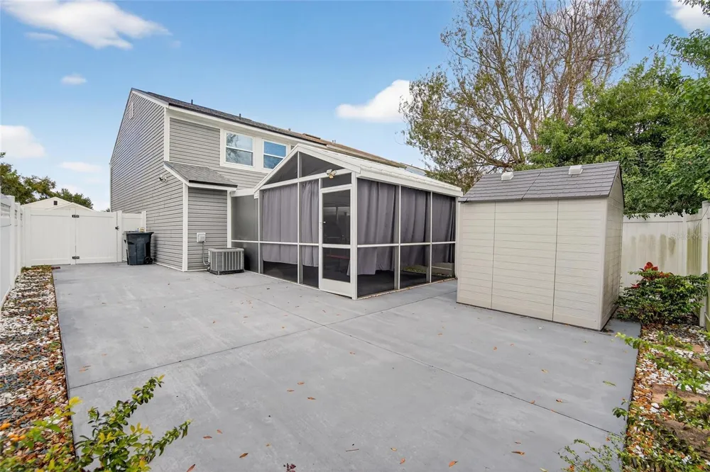 6424 ROCKPOINTE DRIVE Tampa, FL 33634