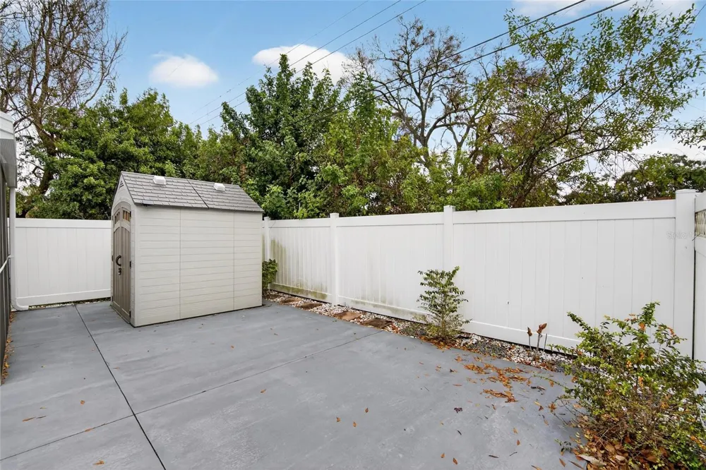 6424 ROCKPOINTE DRIVE Tampa, FL 33634
