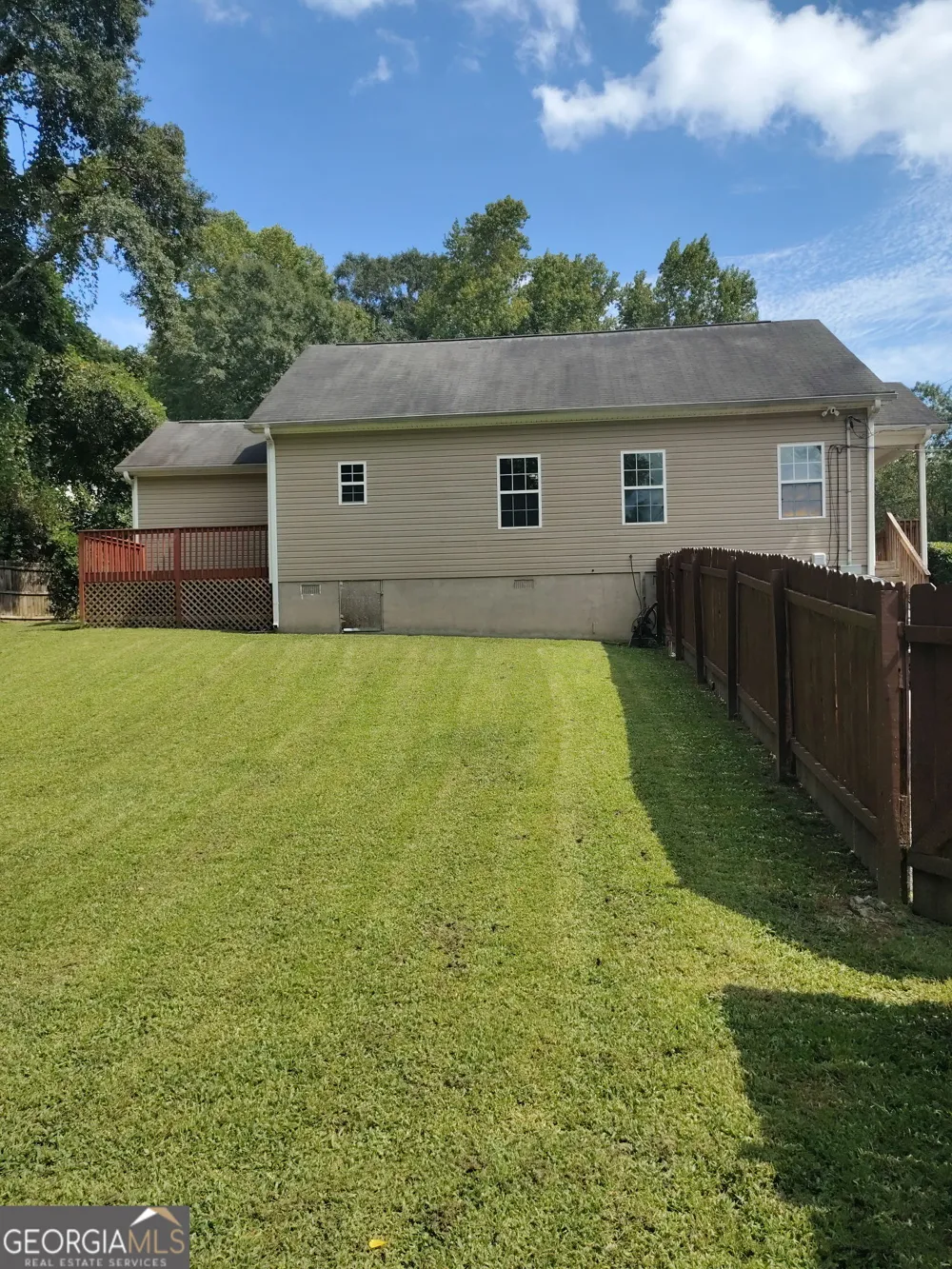 8146 Thompson ST Douglasville, GA 30134