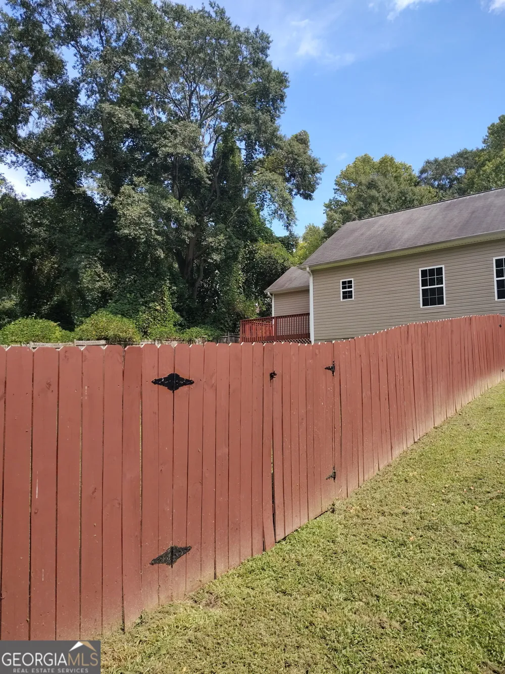 8146 Thompson ST Douglasville, GA 30134