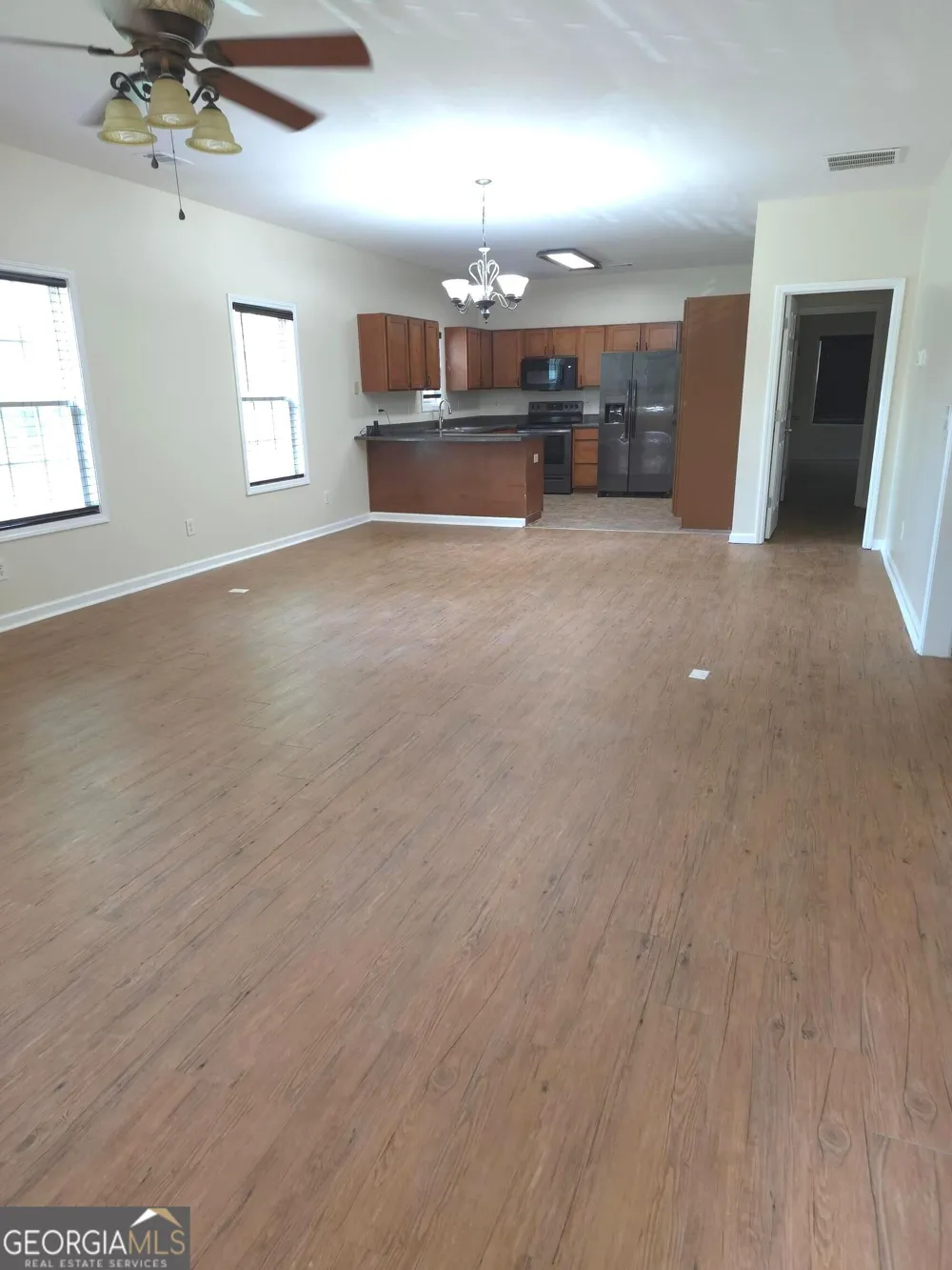 8146 Thompson ST Douglasville, GA 30134