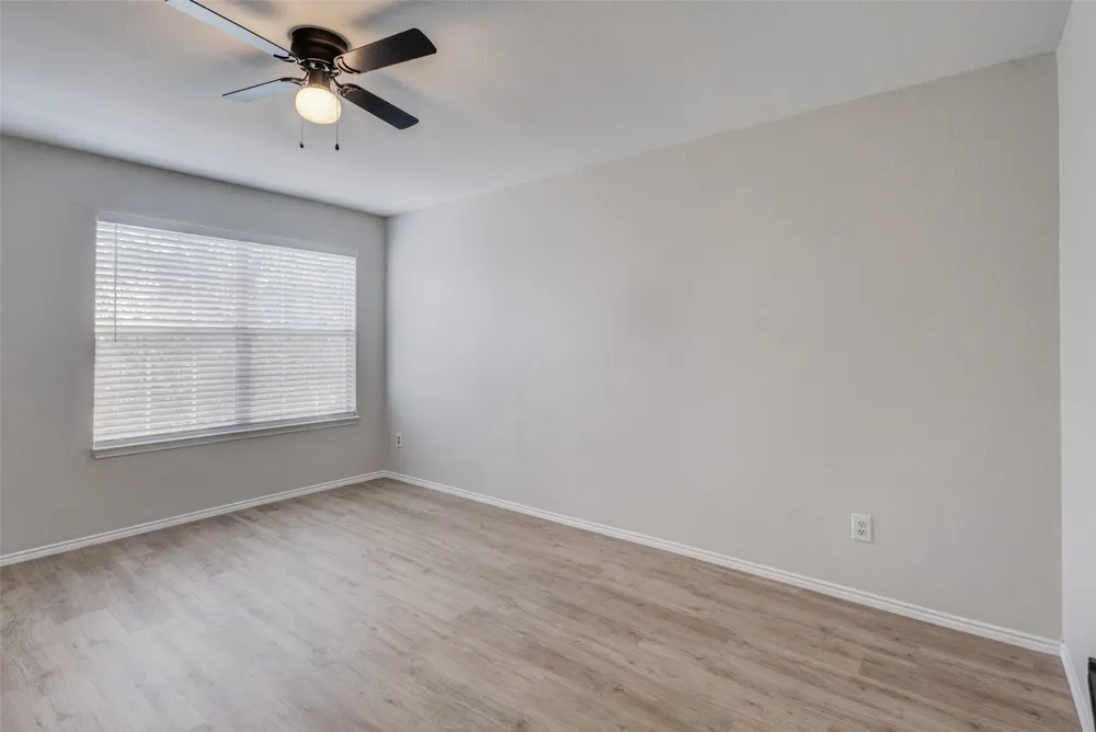 1213 College Street Grand Prairie, TX 75050