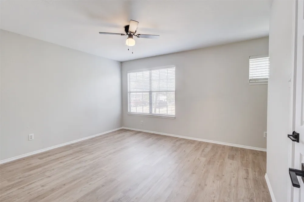 1213 College Street Grand Prairie, TX 75050