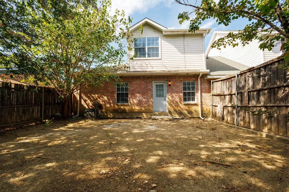 1213 College Street Grand Prairie, TX 75050