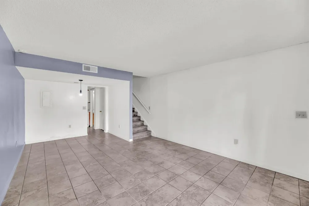 4223 S SEMORAN BOULEVARD #12 Orlando, FL 32822