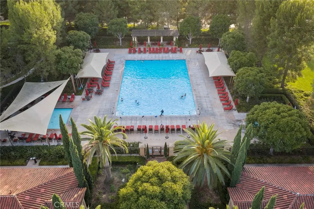 29 Lupari Irvine, CA 92618