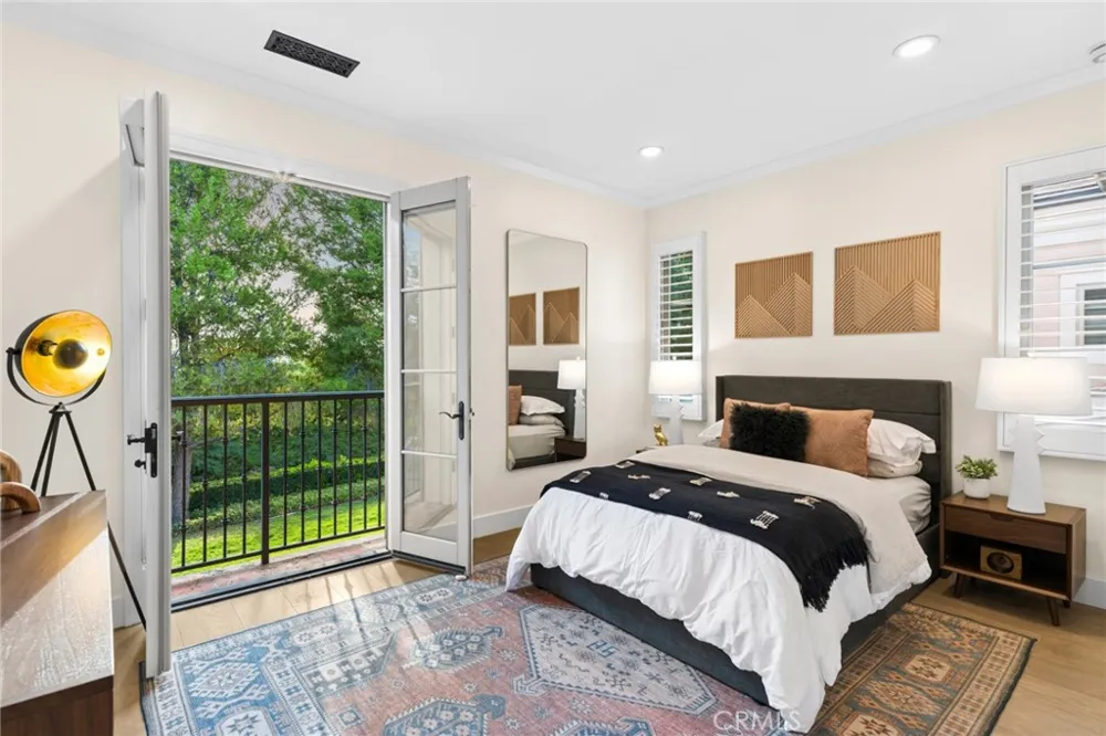 29 Lupari Irvine, CA 92618