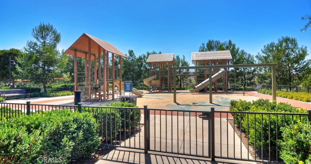 29 Lupari Irvine, CA 92618