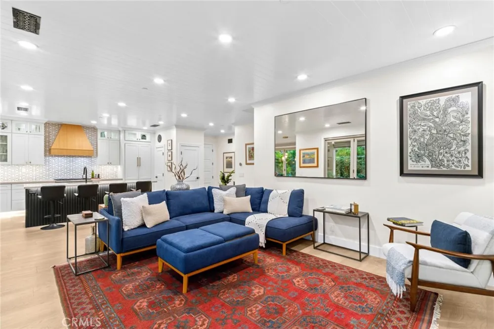 29 Lupari Irvine, CA 92618