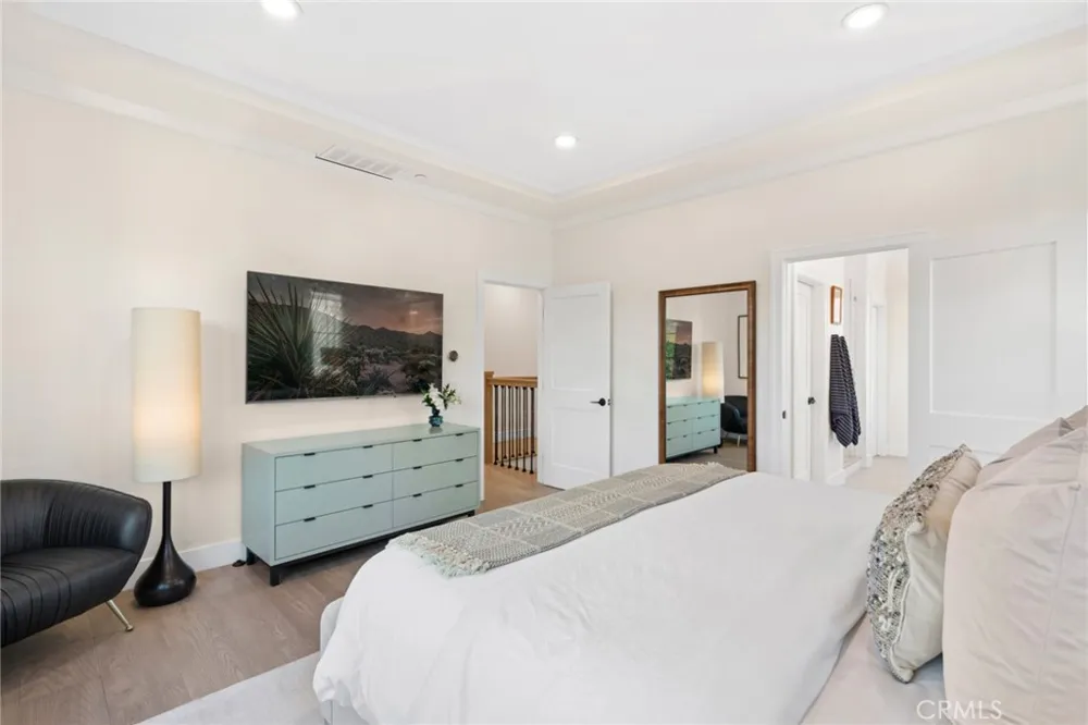 29 Lupari Irvine, CA 92618