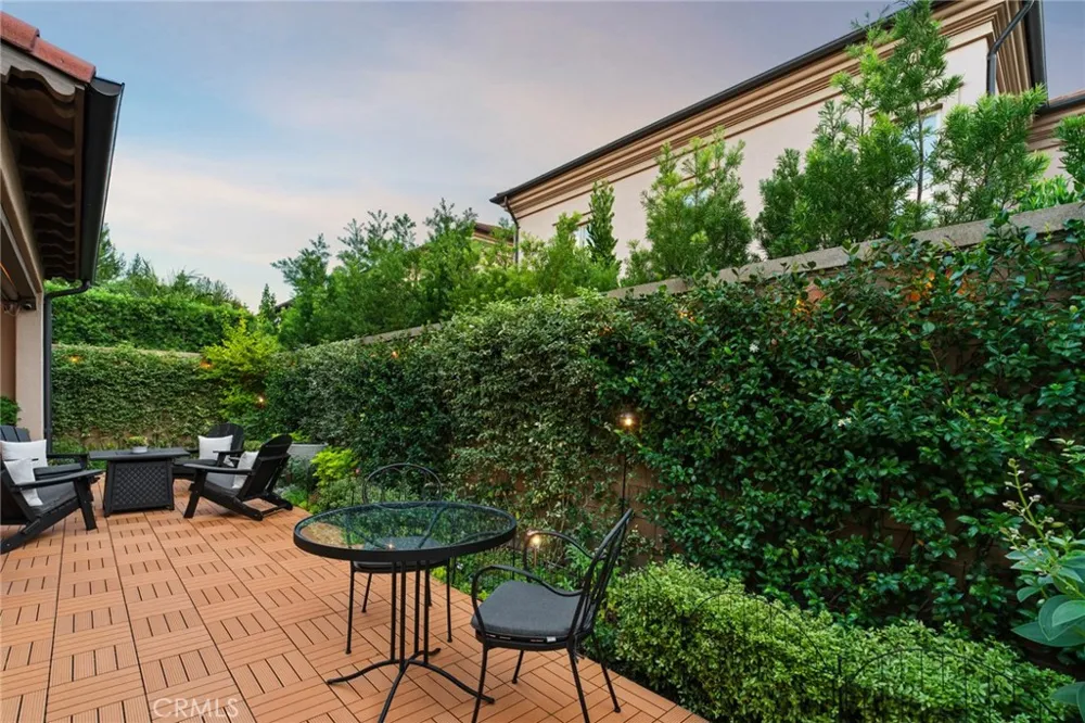 29 Lupari Irvine, CA 92618