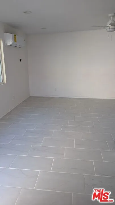416 E 101st Street Los Angeles, CA 90003
