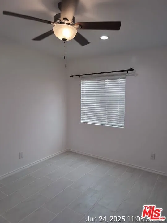 416 E 101st Street Los Angeles, CA 90003