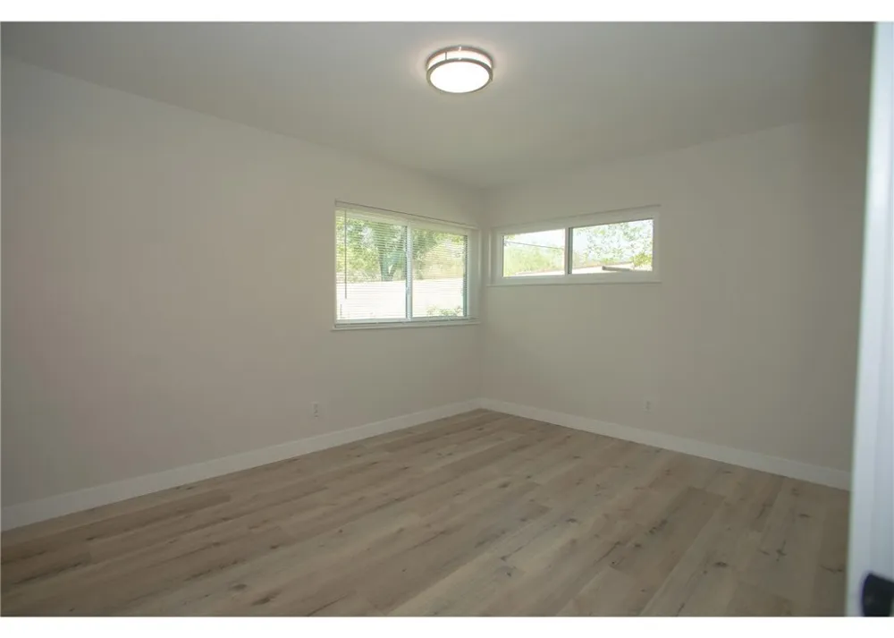 496 W 48th San Bernardino, CA 92407