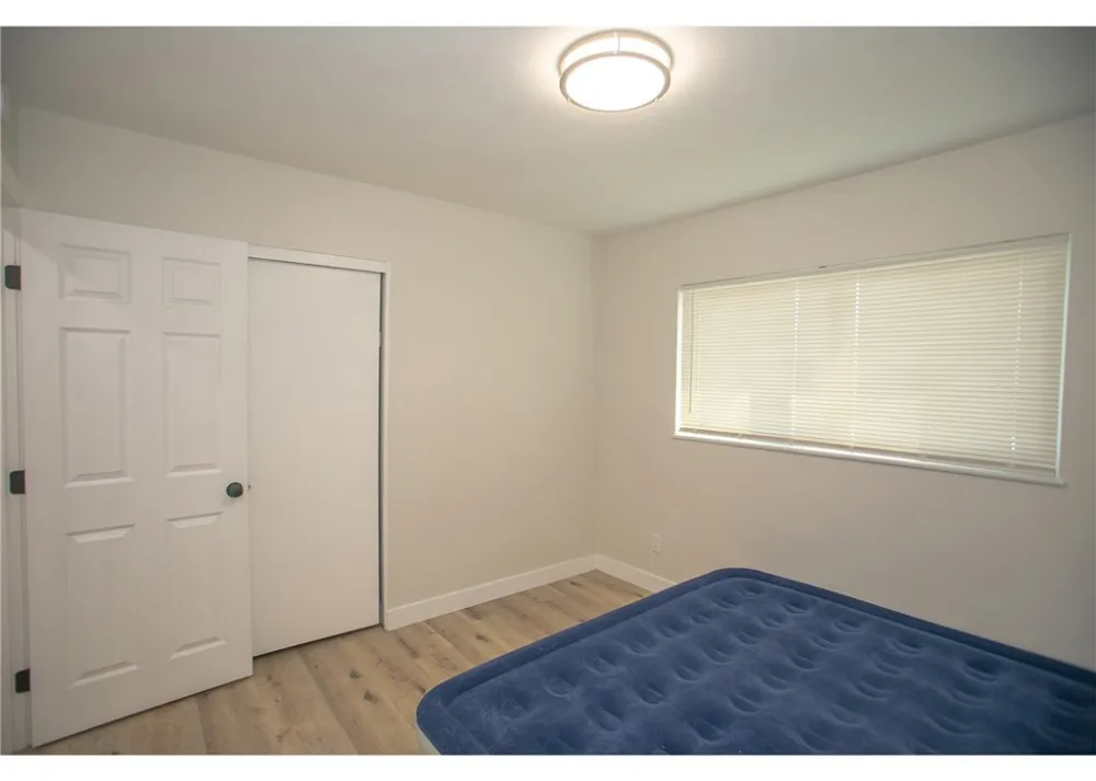 496 W 48th San Bernardino, CA 92407