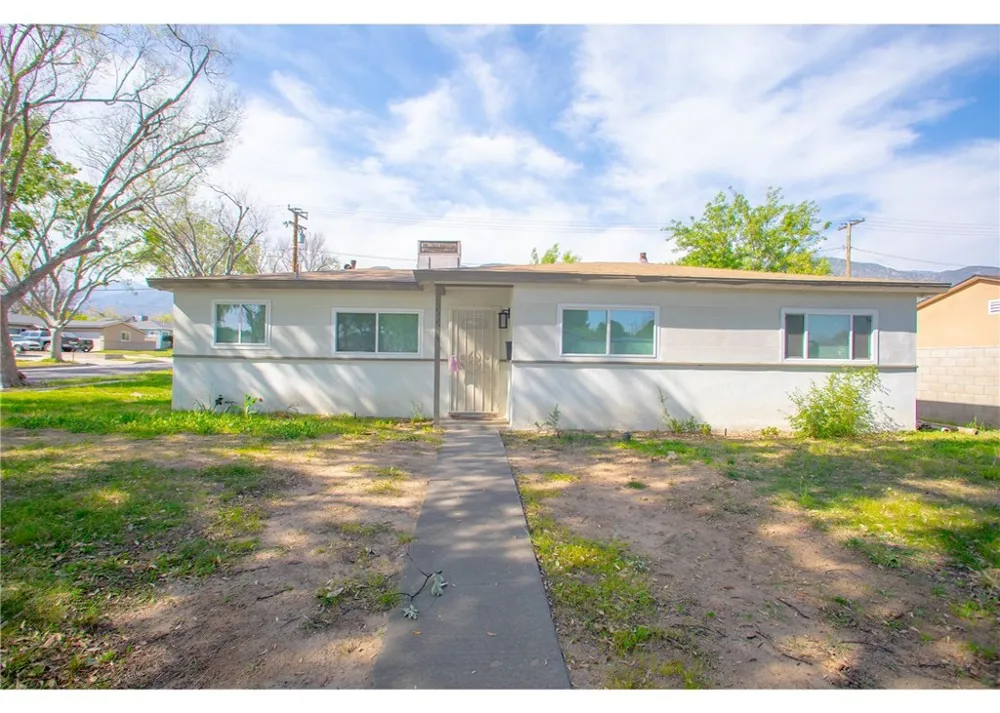 496 W 48th San Bernardino, CA 92407