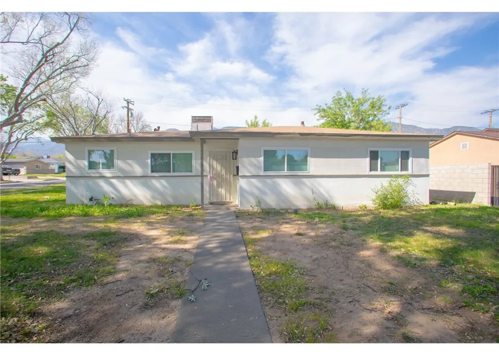 496 W 48th San Bernardino, CA 92407