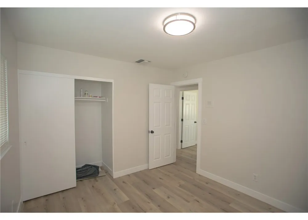 496 W 48th San Bernardino, CA 92407