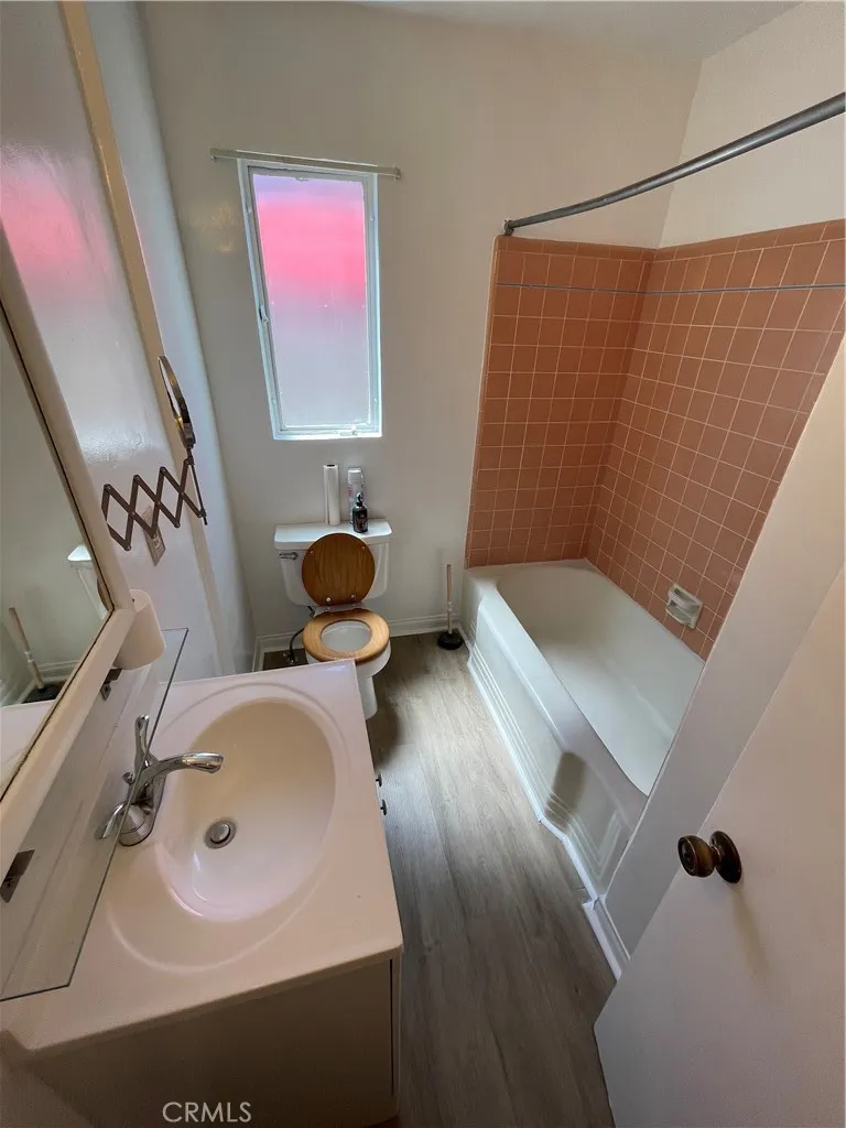 733 W Oceanview Avenue Monrovia, CA 91016