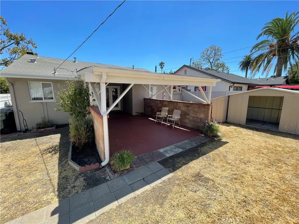 733 W Oceanview Avenue Monrovia, CA 91016