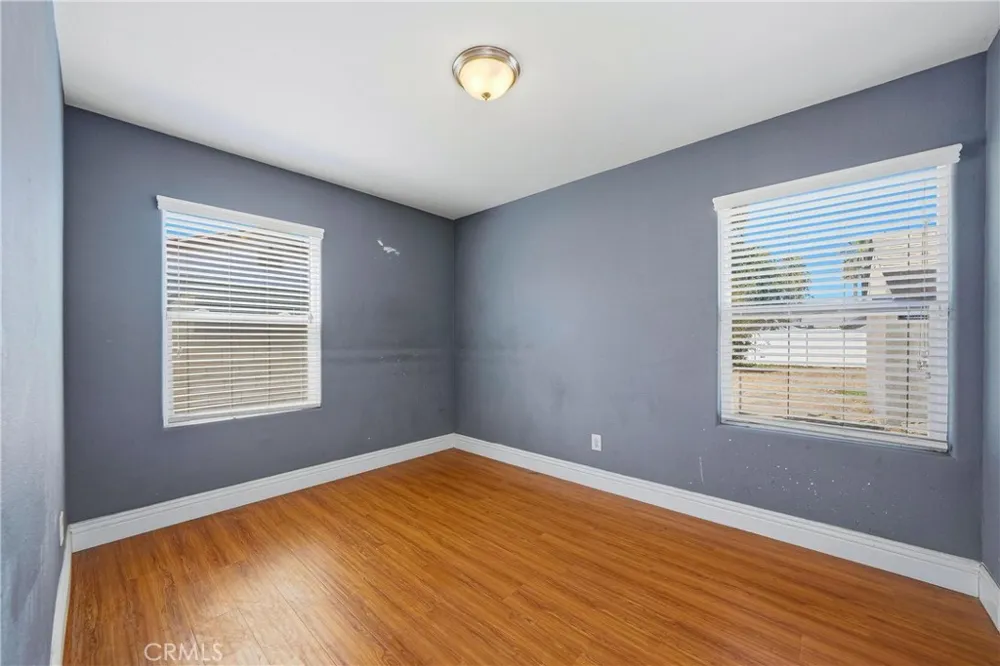 3396 Pershing San Bernardino, CA 92405