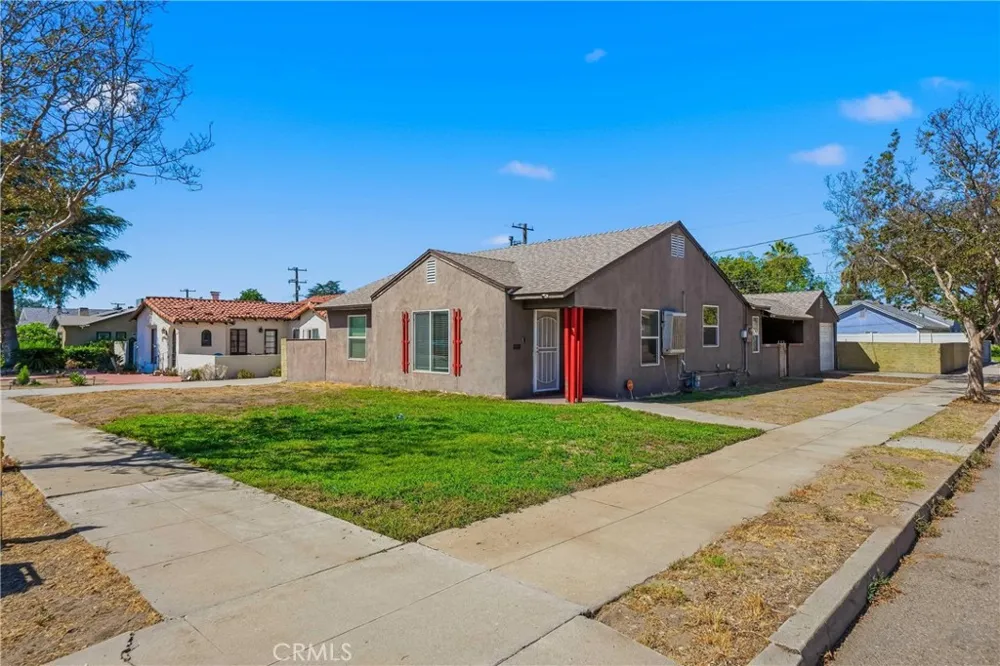 3396 Pershing San Bernardino, CA 92405