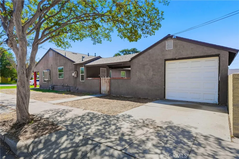 3396 Pershing San Bernardino, CA 92405