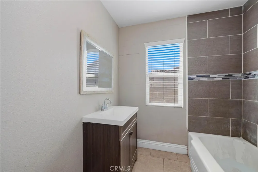 3396 Pershing San Bernardino, CA 92405
