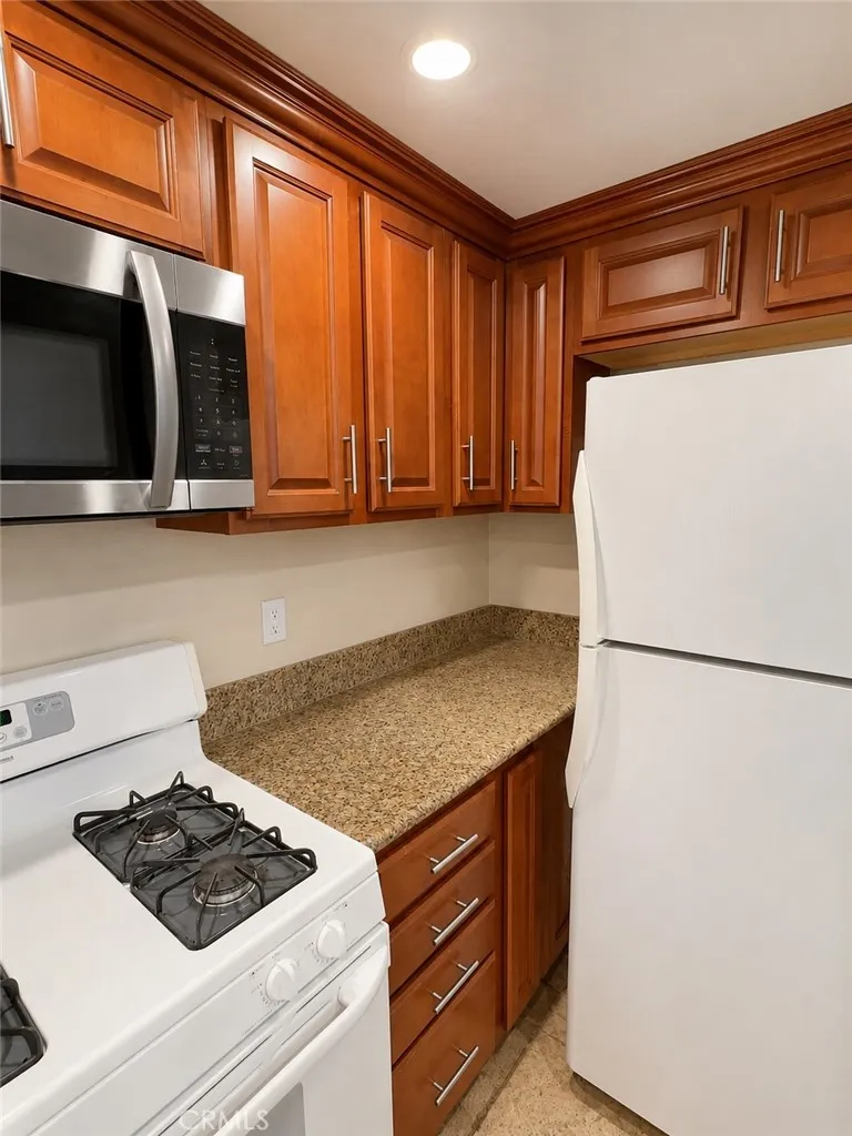 1904 Heywood Street #K Simi Valley, CA 93065