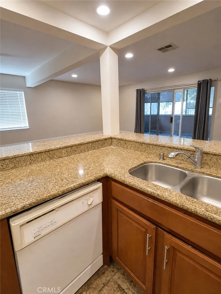 1904 Heywood Street #K Simi Valley, CA 93065