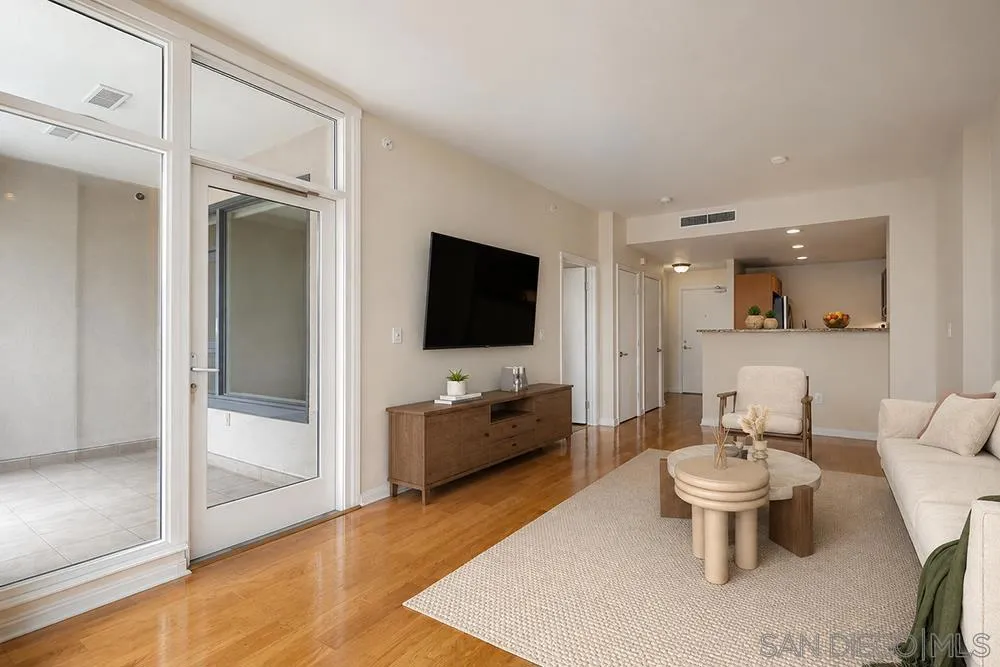530 K Street #517 San Diego, CA 92101