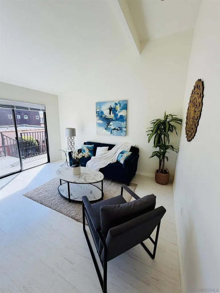 4383 Kansas St #7 San Diego, CA 92104